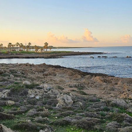 Dahan Sirena Lighthouse Luxury Apartment Paphos Exteriör bild