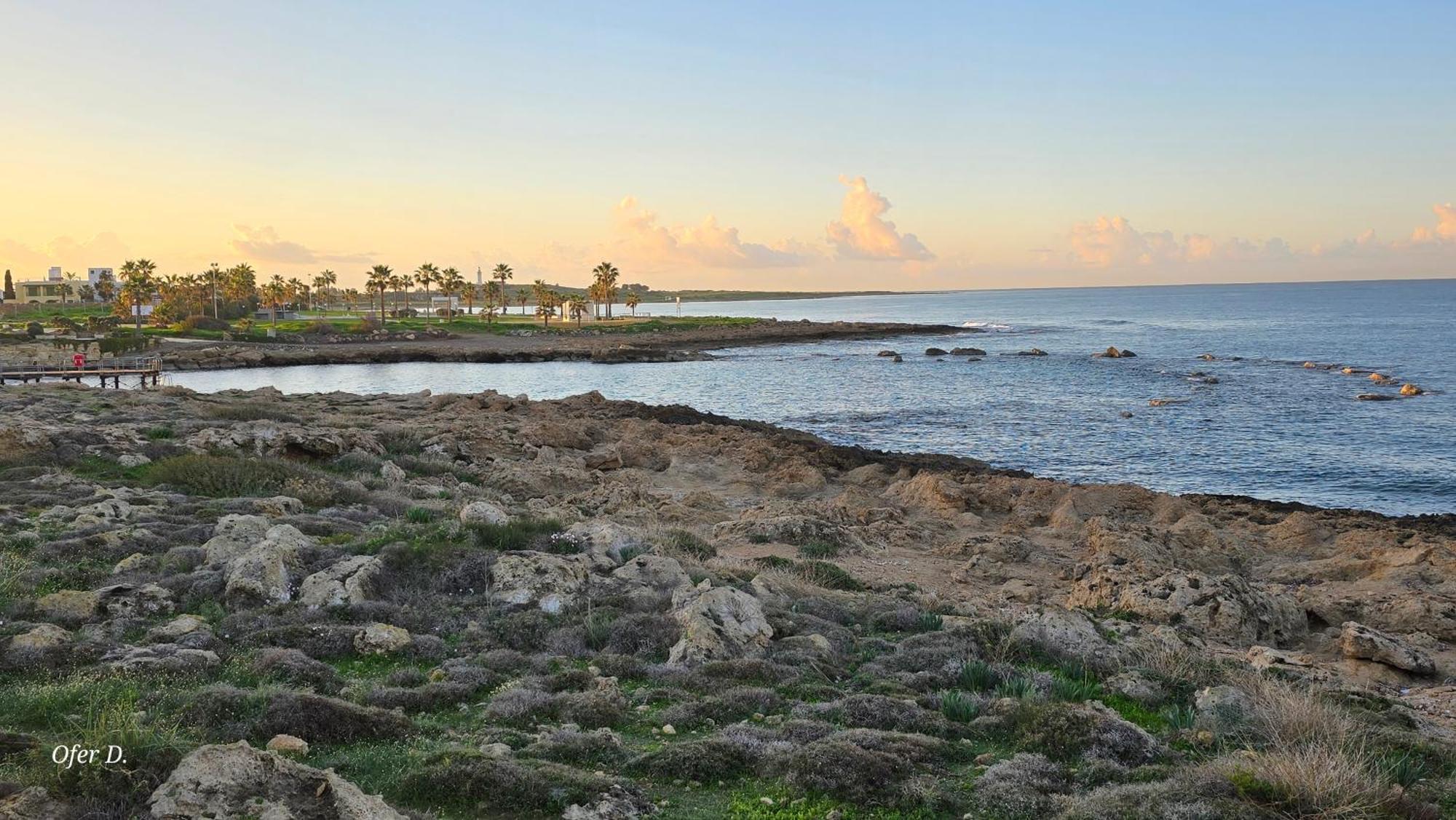 Dahan Sirena Lighthouse Luxury Apartment Paphos Exteriör bild