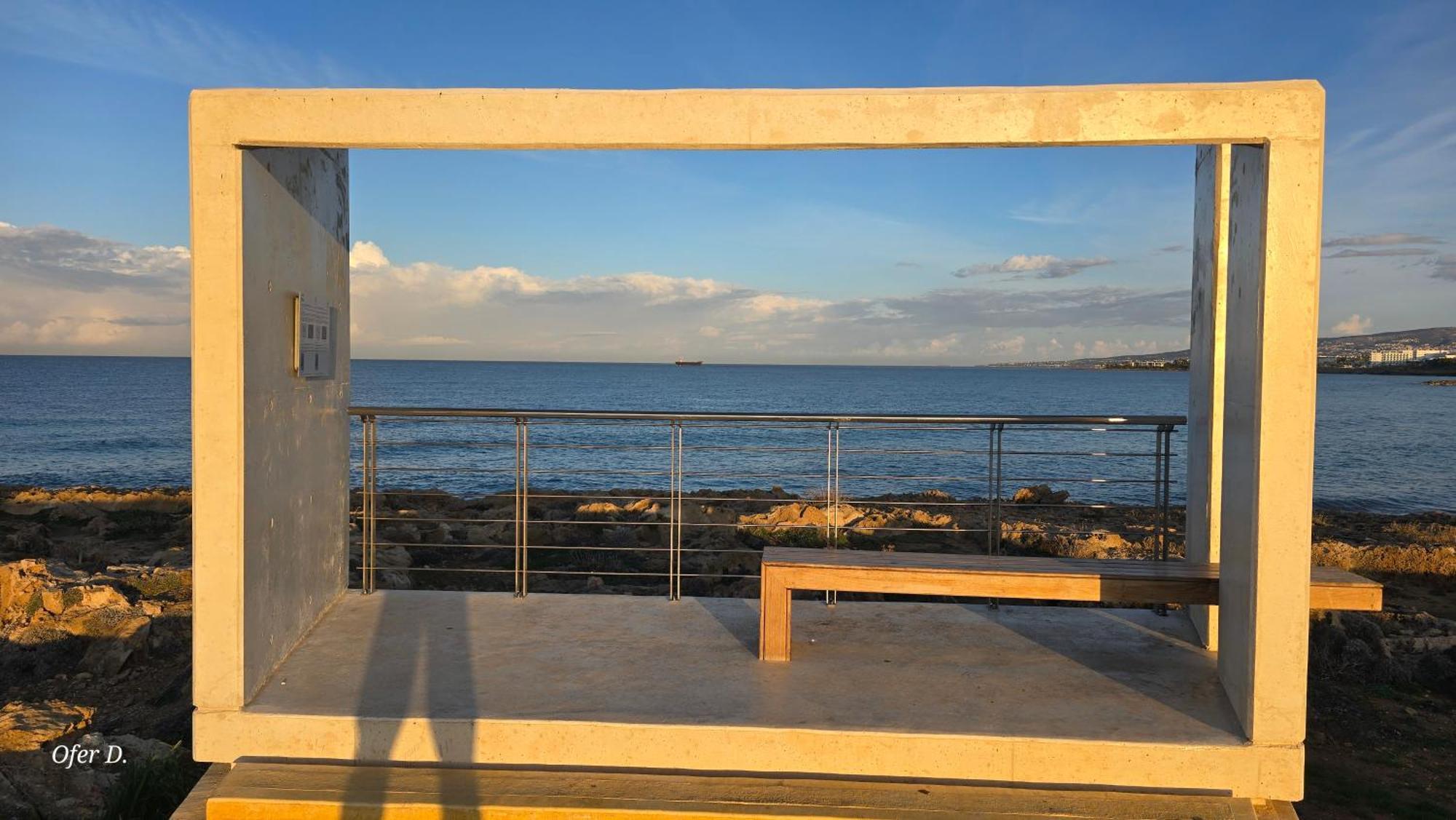 Dahan Sirena Lighthouse Luxury Apartment Paphos Exteriör bild